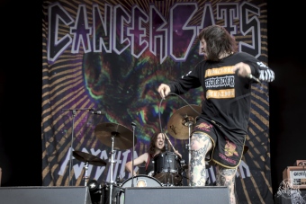 Cancer_Bats_006